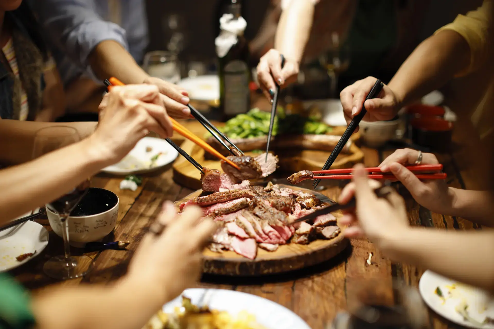 Các Món Ăn Ngon Trong Dịp  Họp Mặt Bạn Bè