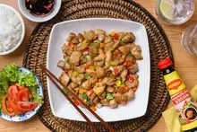 Gà Kho Nước Tương Rau Củ