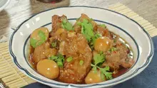 Sườn Non Kho Trứng Cút
