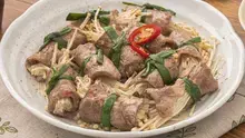 Bò Cuốn Kim Châm Xào